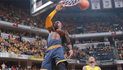  米切尔45分骑士横扫步行者  