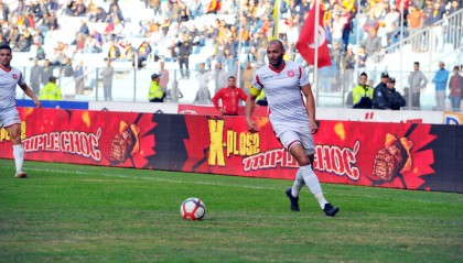  都灵德比战平局收场双方球迷爆发冲突  