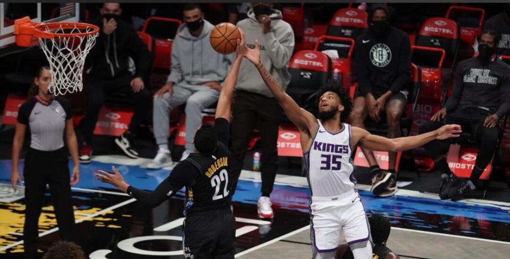  哈利伯顿妙传串联全队攻势，步行者全民皆兵大胜奇才